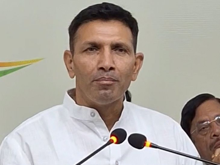 जीतू पटवारी का तीखा तेवर: तोमर के बयान पर माफी की मांग, मुकदमे न हटे तो चंबल में होगा बड़ा आंदोलन