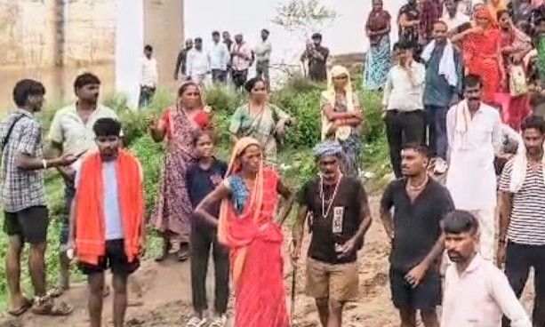 चंबल नदी के पिनाहट-उसेद घाट पर स्टीमर सेवा अनिश्चितकाल के लिए स्थगित