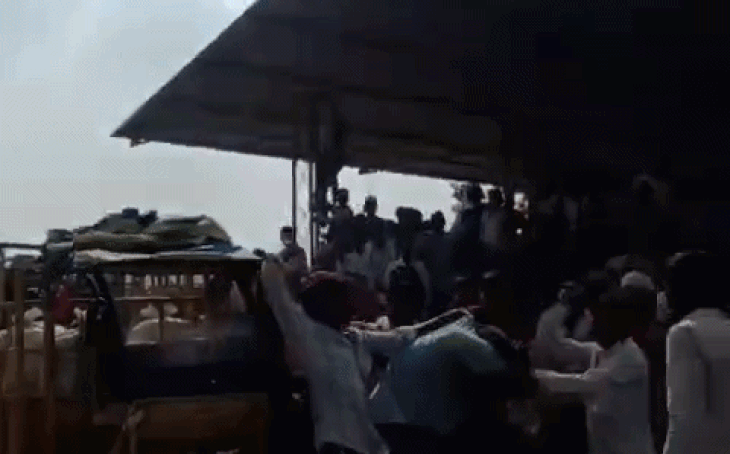 सबलगढ़ मंडी में सरसों की नीलामी का क्रम बिगड़ने पर बवाल, व्यापारी को पीटा