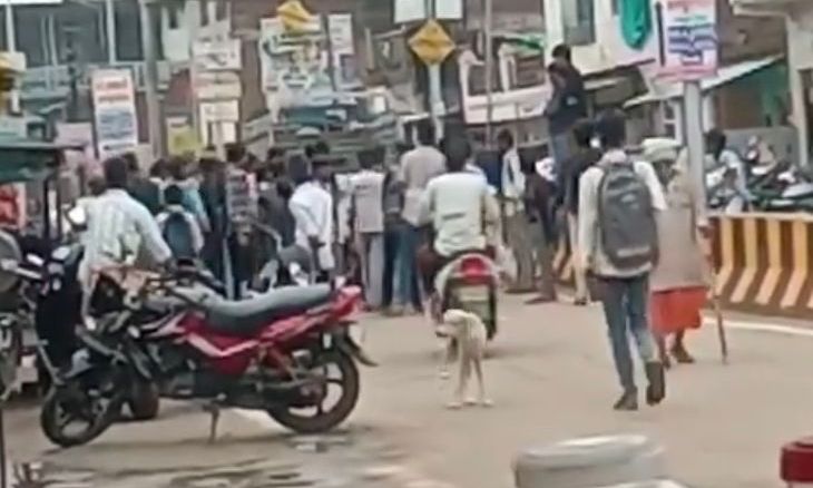 इंदरगढ़ में कोचिंग के बाहर फायरिंग से फैली सनसनी, एसपी से सुरक्षा बढ़ाने की गुहार