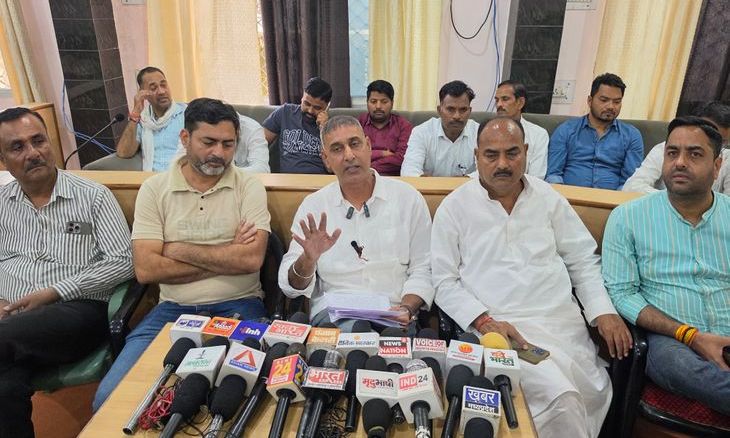 डबरा में 88 करोड़ के सीवर प्रोजेक्ट पर उठे सवाल, भाजपा पार्षद ने अपनी ही नगर पालिका अध्यक्ष को घेरा