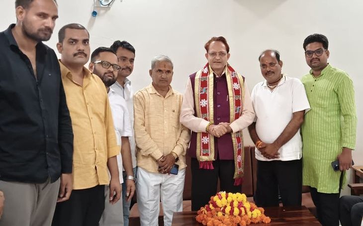 दतिया में बोले मानवाधिकार आयोग अध्यक्ष: अपनों की बेरुखी से बढ़े मामले, परिवारों में घट रहा आपसी तालमेल