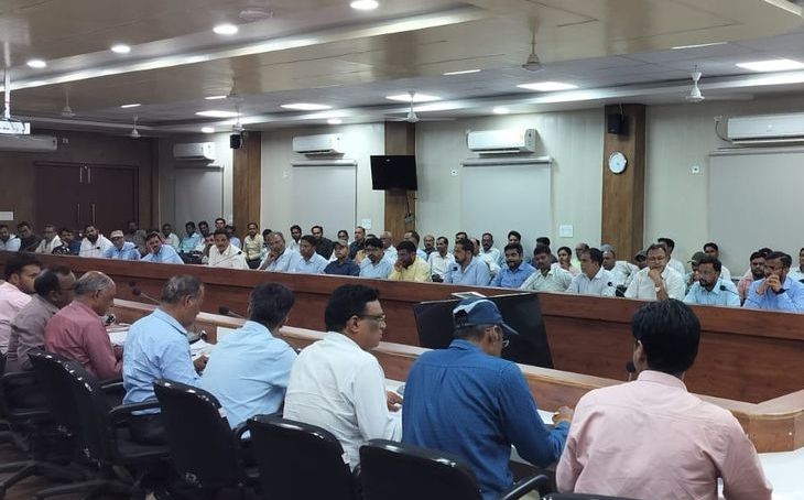 जलकर वसूली में पिछड़ने वाले उपयंत्रियों के वेतन पर रोक