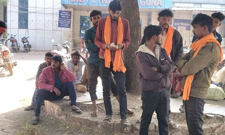 गुना जिले में दो अलग-अलग हादसों का कहर: सड़क दुर्घटना में किसान की जान गई, वहीं दूसरे मामले में रोटावेटर की चपेट में आने से मौत
