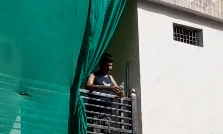 ग्वालियर में सनसनीखेज वारदात: मामूली बात पर मनचले ने दुकान पर फेंका पेट्रोल बम, पिता और दो बच्चे झुलसे