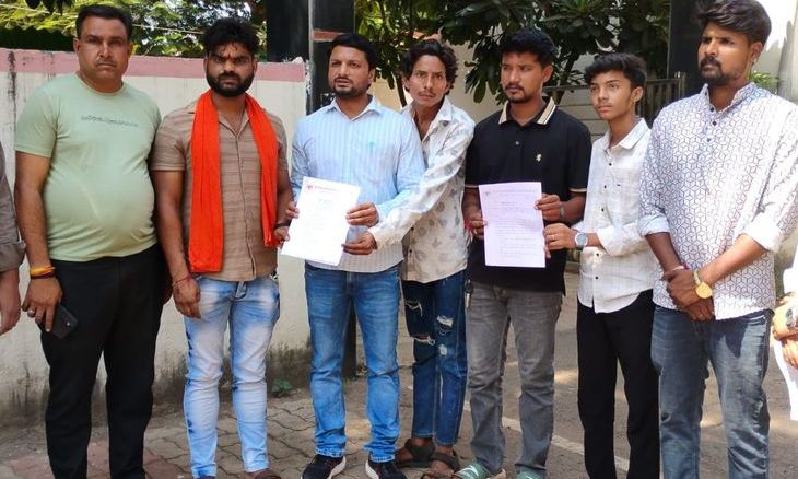 शिवपुरी में गरबा आयोजनों के लिए कड़े नियमों की मांग, वीएचपी और बजरंग दल ने एसपी को सौंपा ज्ञापन