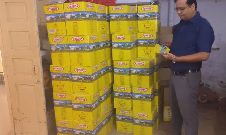 मुरैना के तेलीपाड़ा में खाद्य सुरक्षा विभाग का छापा, 3.35 लाख का घी जब्त कर भेजा भोपाल