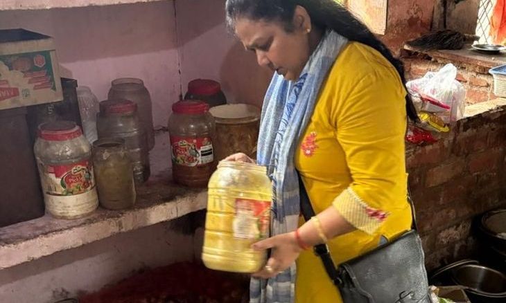 भिंड और मिहोना में खाद्य विभाग की ताबड़तोड़ कार्रवाई, सूर्या ढाबा और उत्तम डेयरी पर शिकंजा