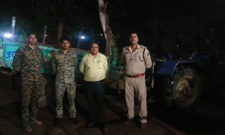 सबलगढ़ में पुलिस की दबिश: अवैध रेत से भरी ट्रैक्टर-ट्रॉली जब्त, अंधेरे का फायदा उठाकर भागा चालक