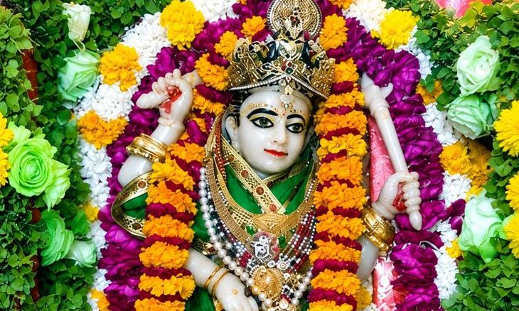 दतिया की मां पीतांबरा पीठ: राष्ट्ररक्षा और साधना का प्रमुख केंद्र, जहां दिग्गजों ने टेका माथा