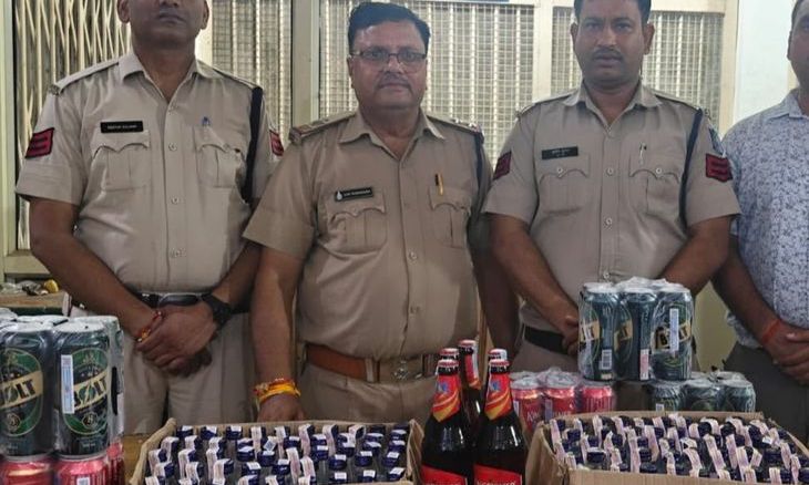 मुरैना पुलिस का बड़ा एक्शन: अवैध शराब के साथ 25 तस्कर गिरफ्तार, साढ़े चार लाख का माल जब्त