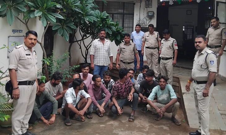 शिवपुरी में सार्वजनिक स्थानों पर हुड़दंग मचाने वाले 13 आरोपी गिरफ्तार, न्यायालय ने भेजा जेल