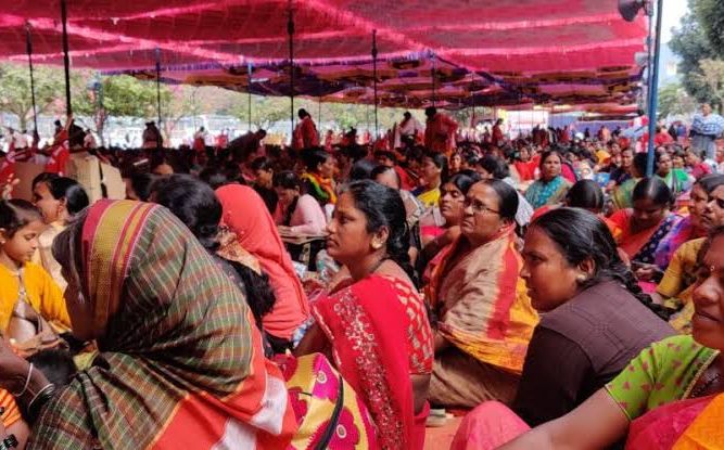ग्वालियर में आंगनबाड़ी कार्यकर्ता और सहायिका के 54 पदों पर भर्ती, 13 जुलाई तक करें ऑनलाइन आवेदन