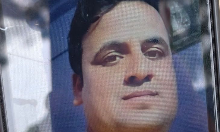 दतिया में दर्दनाक सड़क हादसा: अज्ञात वाहन की टक्कर से नगरपालिका कर्मचारी की मौत