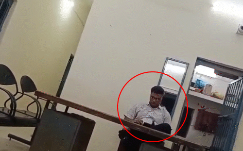 सबलगढ़ थाने में शराब ठेकेदार का कब्जा: अधिकारी की कुर्सी पर बैठकर चलाता रहा मोबाइल