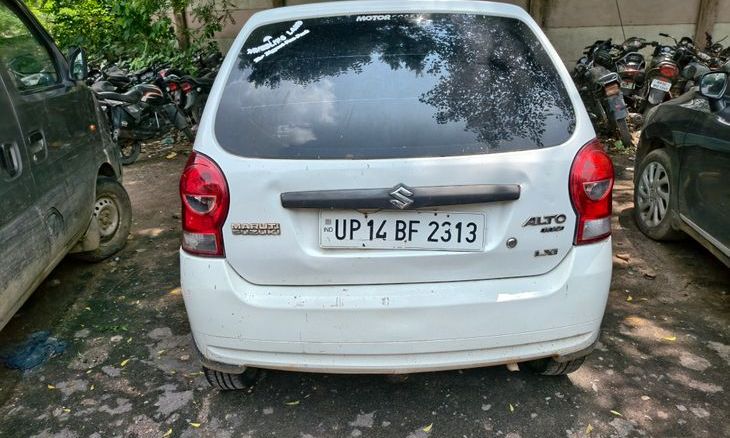 दतिया में अवैध शराब से भरी अल्टो कार बरामद, एक आरोपी गिरफ्तार और दो फरार