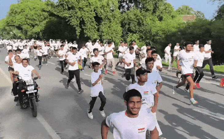 चंबल में खुलेगी सैन्य अकादमी: 'रन फॉर समृद्धि' में उमड़े हजारों युवा, पूर्व एयर चीफ मार्शल ने की घोषणा