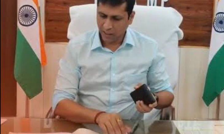 दतिया में शिक्षा योजनाओं की लचर कार्यप्रणाली पर कड़ा एक्शन, बीआरसीसी निलंबित