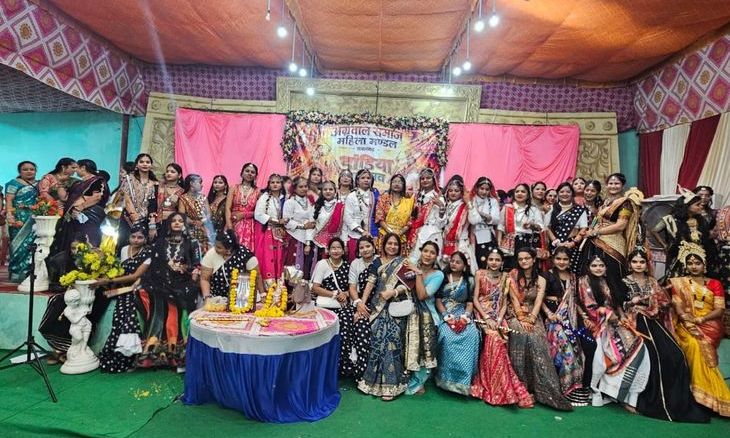 सबलगढ़ के अन्नपूर्णा गार्डन में सजा अग्रसेन जयंती का डांडिया महोत्सव, महिलाओं ने की जमकर प्रस्तुतियां