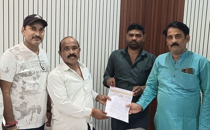 अंबाह में ठप पड़ी सीसीटीवी निगरानी व्यवस्था, पार्षदों ने सीएमओ को सौंपा ज्ञापन