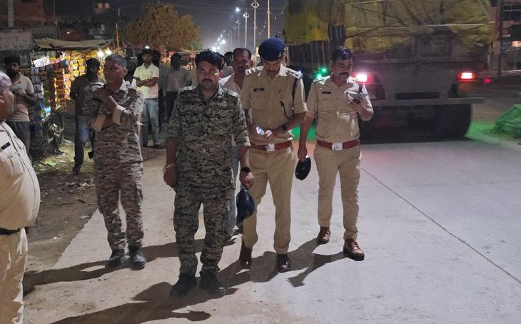 डबरा के स्पा सेंटर पर पुलिस का छापा, दो युवक हिरासत में और नाबालिग को भेजा गया घर