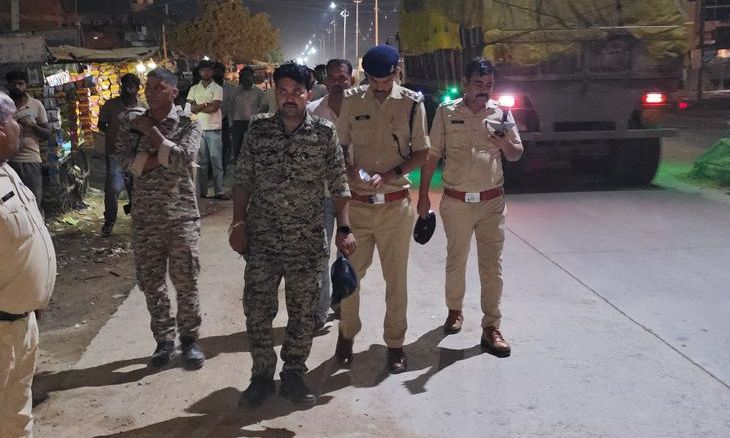 डबरा के स्पा सेंटर पर पुलिस का छापा, दो युवक हिरासत में और नाबालिग को भेजा गया घर