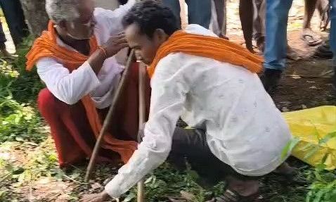 शिवपुरी के बदरवास में अजगर ने निगला नीलगाय का बच्चा, सर्पमित्र और वन विभाग की टीम ने किया रेस्क्यू