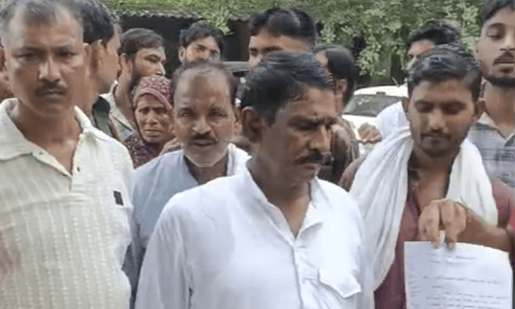 दतिया: उड़ीना चौकी प्रभारी पर अवैध वसूली और मारपीट के गंभीर आरोप, एसपी कार्यालय पहुंचे ग्रामीण