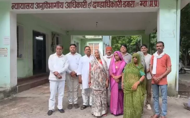 डबरा में विकास राशि के आवंटन पर विवाद: जनपद सदस्यों ने लगाया मनमानी का आरोप, सामूहिक इस्तीफे की दी चेतावनी