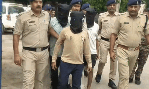 मुरैना में अंतर्राज्यीय चोर गिरोह बेनकाब: 26 लाख के आभूषण और अवैध हथियारों के साथ तीन दबोचे