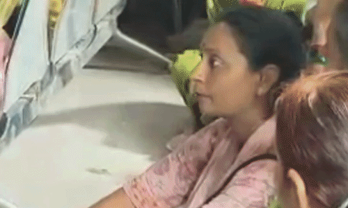भिण्ड में टीईटी नियम के विरोध में दिल्ली जा रहे शिक्षकों की बसें रोकीं, थाने का घेराव कर सौंपा ज्ञापन