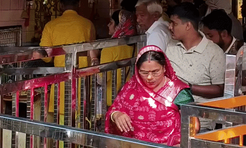 दतिया: पीतांबरा पीठ पर दर्शन के विवाद के बाद सेवक की मौत, ट्रस्ट कराएगा जांच