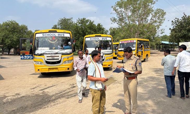 श्योपुर में स्कूली वाहनों पर सख्ती: 54 पर कार्रवाई, 75 हजार का जुर्माना