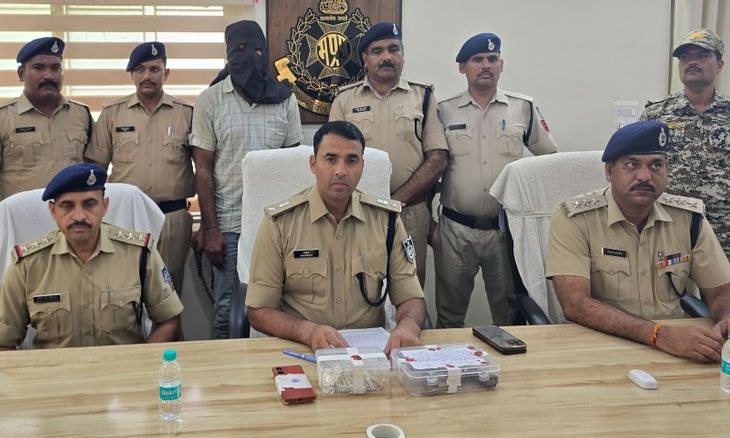 मुरैना के अंबाह में किन्नर के घर हुई सनसनीखेज डकैती का इनामी आरोपी गिरफ्तार, तीन राज्यों में दर्ज हैं 16 गंभीर मुकदमे