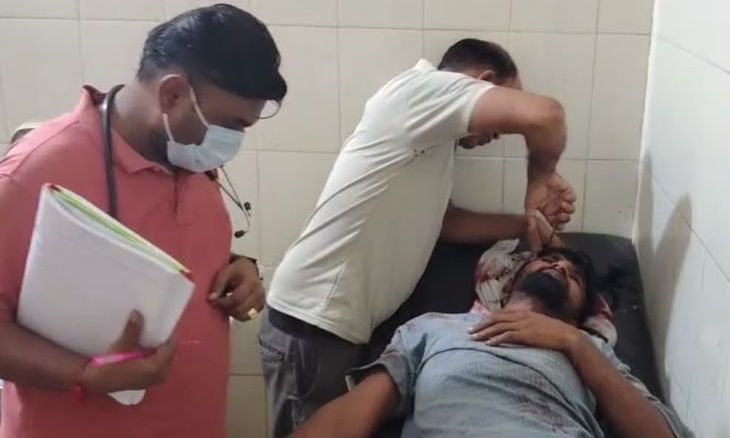भितरवार में जमीनी रंजिश पर खूनी संघर्ष, बंदूक की नोंक पर मां-बेटे और भतीजे को पीटा