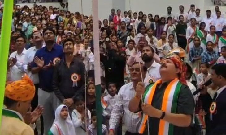 लहार और आलमपुर में हर्षोल्लास से मना स्वतंत्रता दिवस, जगह-जगह लहराया तिरंगा