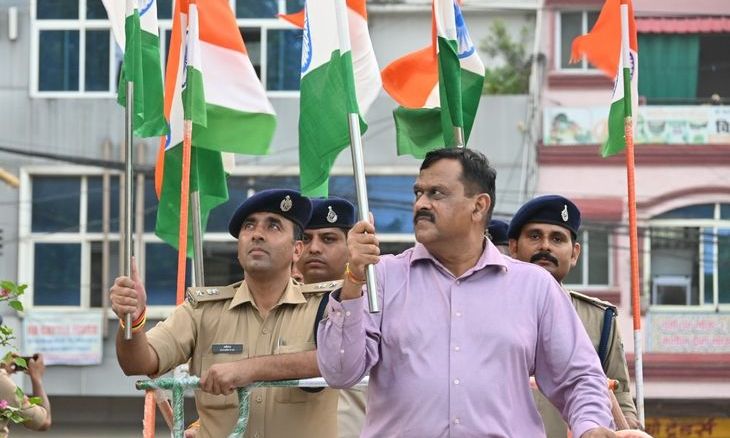मुरैना में पुलिस महकमे ने निकाली भव्य तिरंगा बाइक रैली, 250 से अधिक कर्मी हुए शामिल