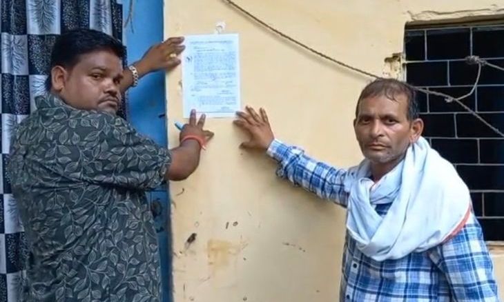 दतिया में सरकारी मकानों पर अवैध कब्जों का मामला: 15 आवास खाली कराने के लिए प्रशासन ने जारी किए बेदखली आदेश