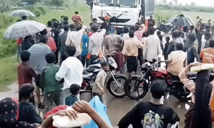 शिवपुरी में दो माह से राशन न मिलने पर भड़के ग्रामीण, चक्काजाम के बाद प्रशासन ने की बड़ी कार्रवाई