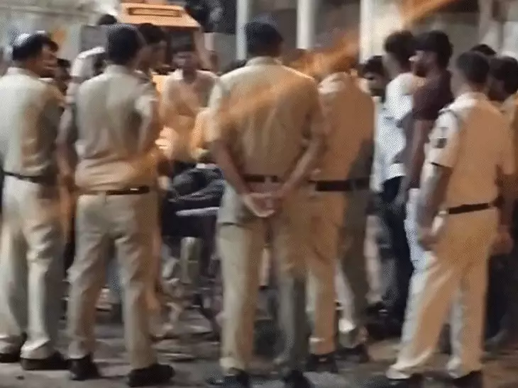 गुना में तेज बाइक एक्सीलरेटर बजाने पर विवाद, 12वीं के छात्र मोहित रजक की चाकू मारकर हत्या