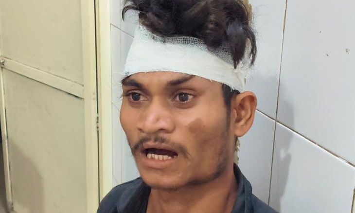 शिवपुरी में घर के सामने शराब पीने से रोकने पर युवक पर लाठियों से हमला, गंभीर हालत में अस्पताल में भर्ती