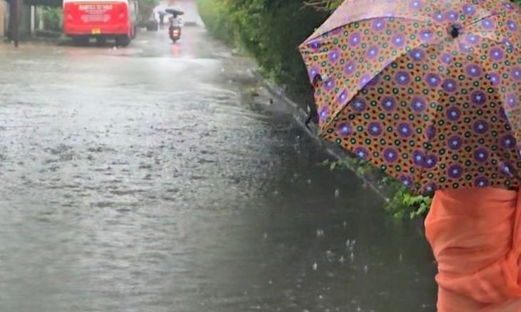 मुरैना में झमाझम बारिश से जनजीवन प्रभावित, खेतों में पानी भरने से बाजरे की फसल को नुकसान की आशंका