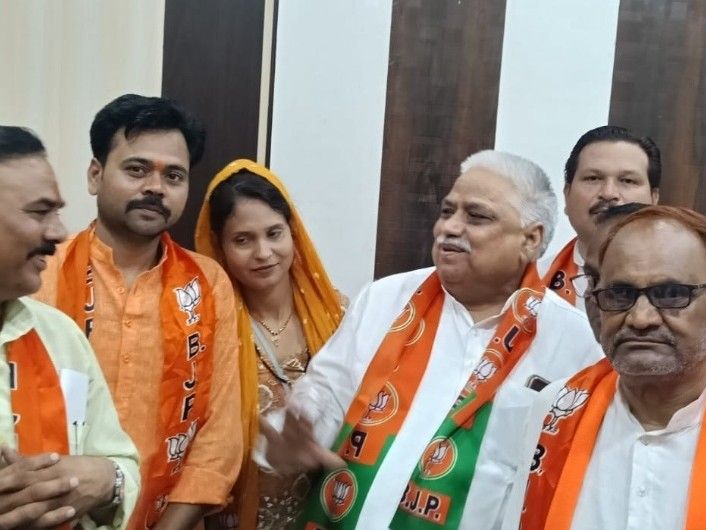 सबलगढ़ नगर पालिका के गतिरोध के बीच पार्षदों की सांसद से मुलाकात, सियासी अटकलें तेज