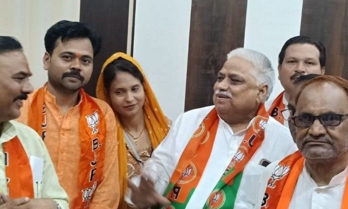 सबलगढ़ नगर पालिका के गतिरोध के बीच पार्षदों की सांसद से मुलाकात, सियासी अटकलें तेज