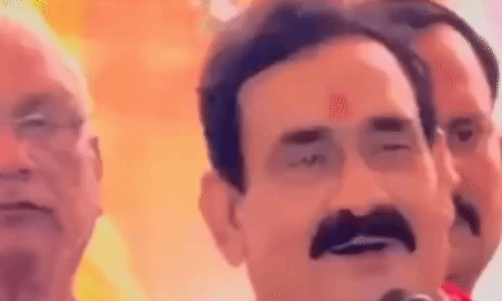 दतिया में नरोत्तम मिश्रा का कांग्रेस पर तीखा प्रहार: जीतू पटवारी और राजेंद्र भारती को बताया 'फेसबुकिया नेता', बोले- 'वो नहीं जीता, मैं हारा था'