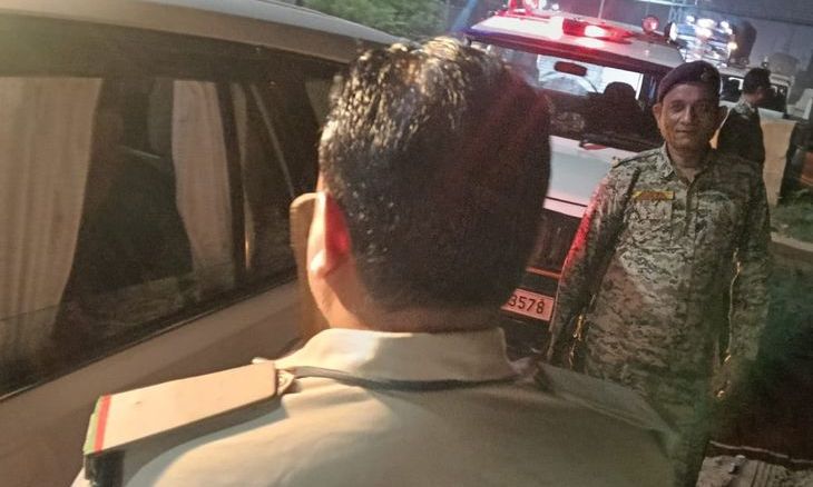 मुरैना में अवैध रेत पर नकेल: एसपी धर्मराज मीना ने रात के वक्त चंबल घाटों और नाकों का किया औचक निरीक्षण