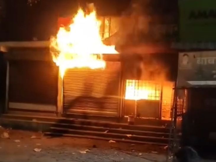 कुंभराज शराब दुकान आगजनी मामला: राजगढ़ का निलंबित हेड कांस्टेबल गिरफ्तार, नशे में दिया था घटना को अंजाम
