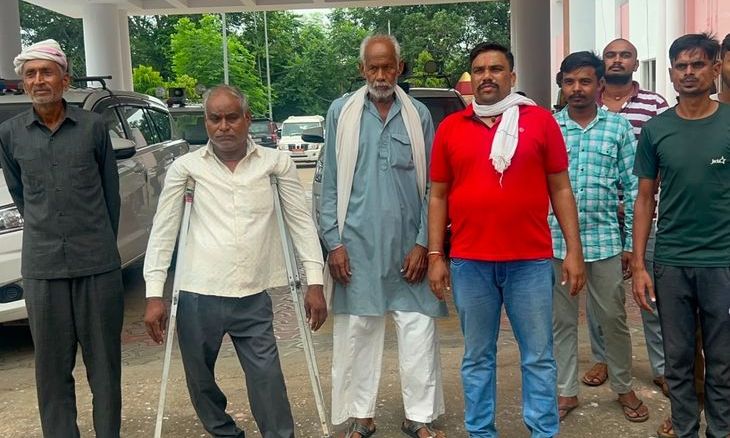 मुरैना की भदावली पंचायत में मनरेगा घोटाला: मृतकों और सरपंच पति के नाम पर जॉब कार्ड जारी करने का आरोप