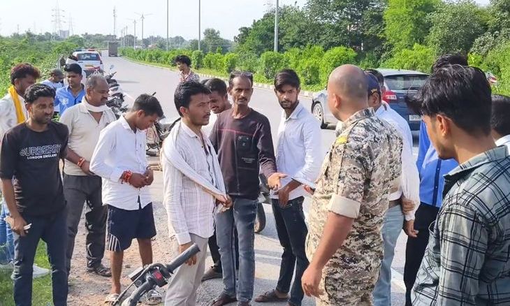 दतिया में एनएच-44 पर भीषण हादसा: अज्ञात वाहन ने बाइक सवार दो युवकों को रौंदा, दोनों की मौत