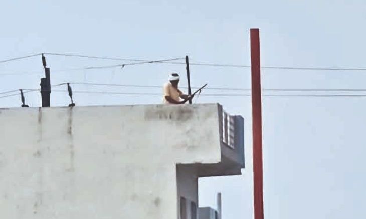 जमीन विवाद में चली गोलियां, अंबाह बायपास पर मचा हड़कंप
